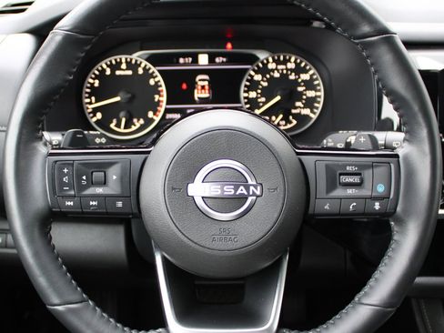 Certified 2024 Nissan Pathfinder SL w/ SL Premium Package image 31