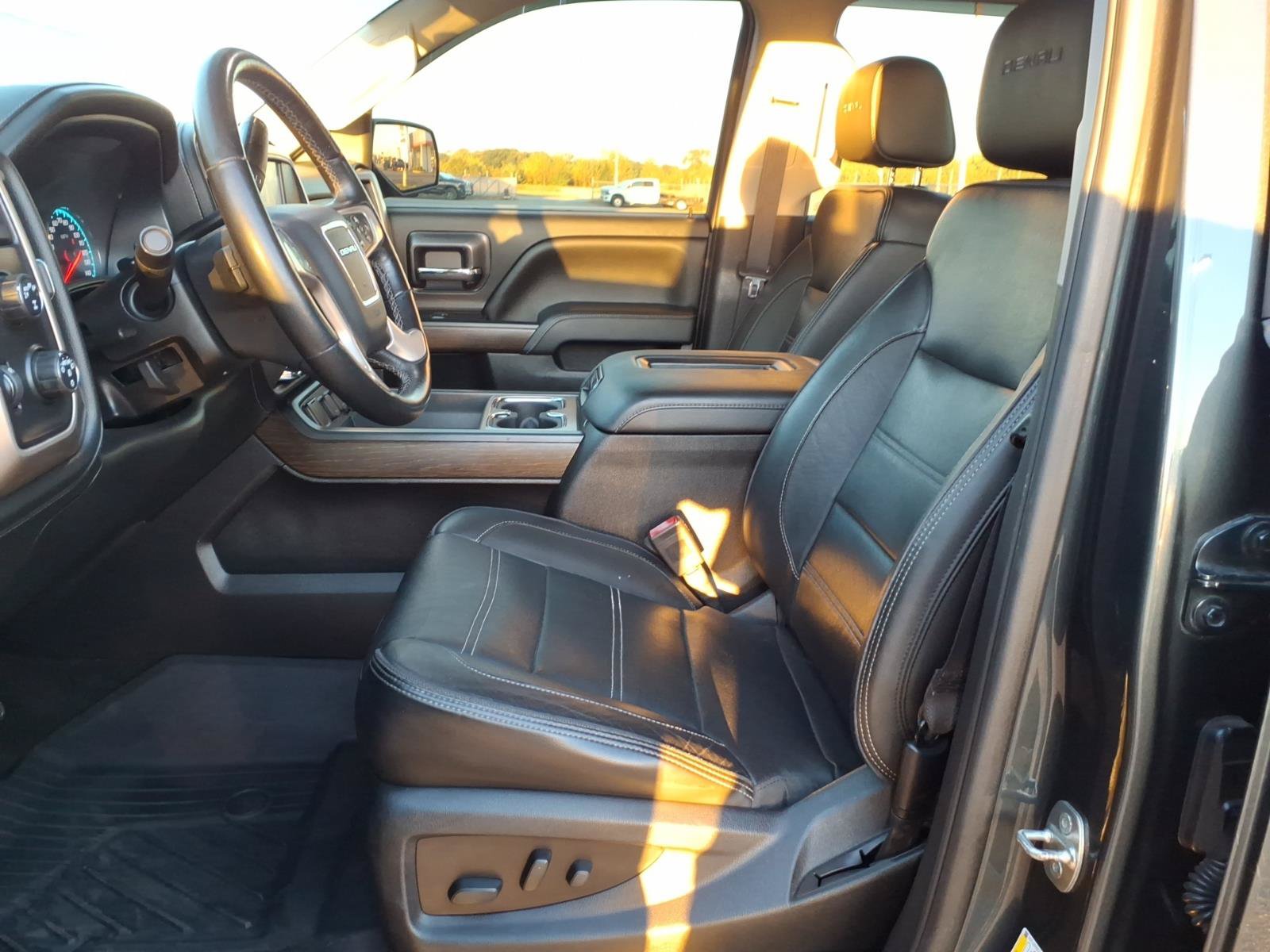 Used 2018 GMC Sierra 1500 Denali AWD/4WD image 11