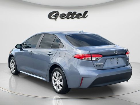 Used 2025 Toyota Corolla LE w/ Convenience Package FWD image 7