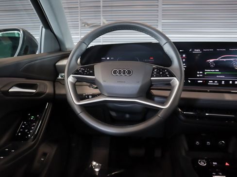 Used 2025 Audi Q6 e-tron Premium w/ Convenience Package image 18