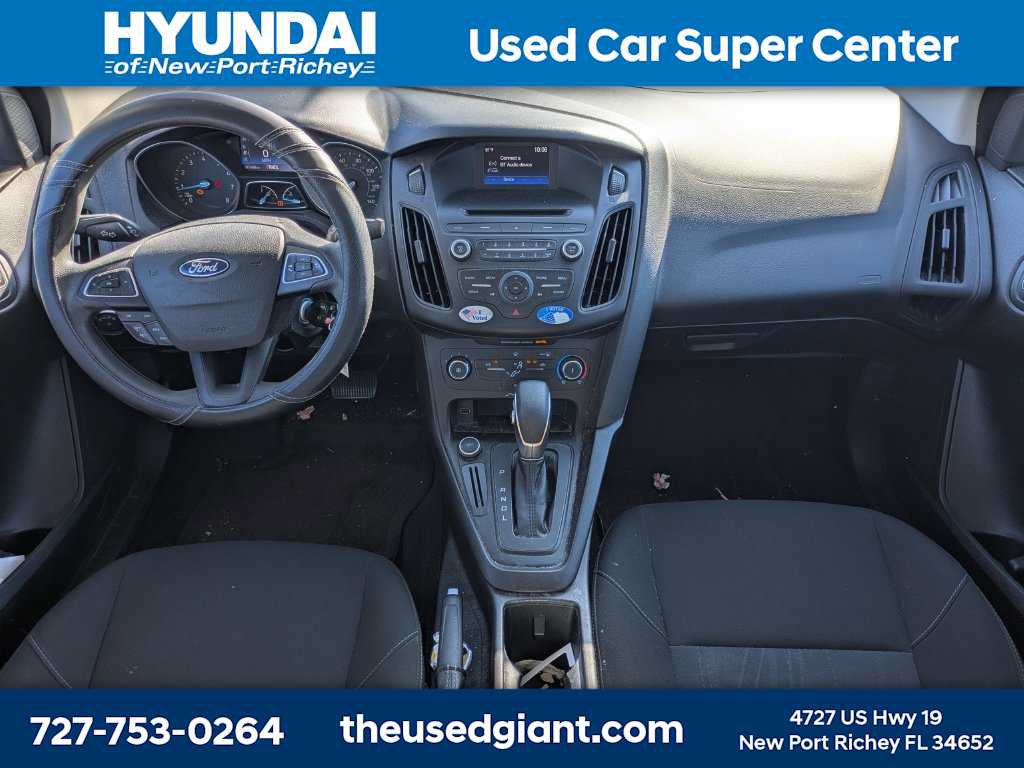 Used 2017 Ford Focus SE FWD image 11