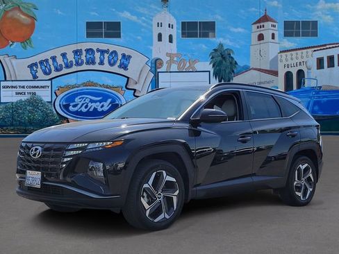 Used 2023 Hyundai Tucson SEL w/ Convenience Package AWD/4WD image 2