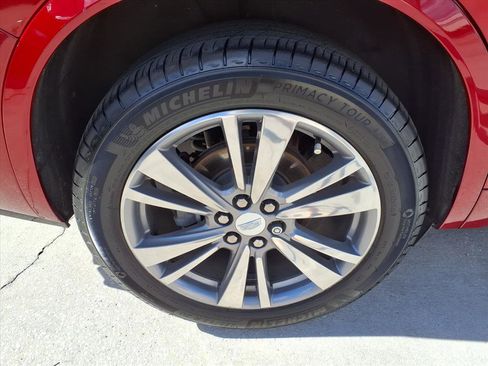 Used 2021 Cadillac XT6 Premium Luxury image 7