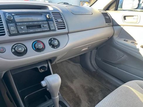 Used 2003 Toyota Camry LE image 6