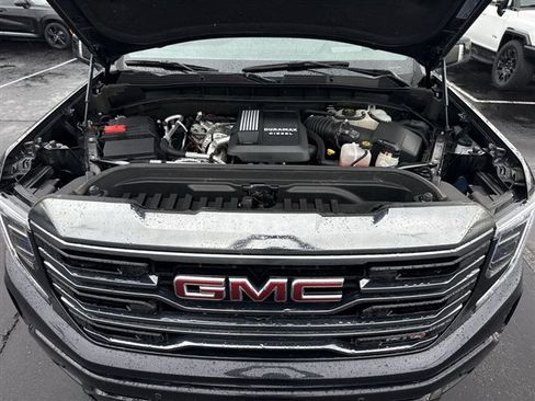 Certified 2024 GMC Sierra 1500 AT4 w/ Technology Package AWD/4WD image 34