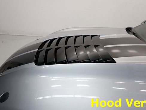 Used 2022 Ford Mustang Shelby GT500 w/ Carbon Fiber Track Pack image 48