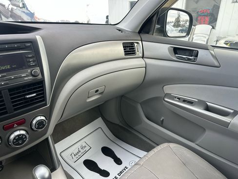 Used 2009 Subaru Forester 2.5X Limited image 12