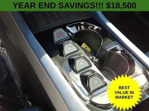 Used 2023 VinFast VF 8 Plus image 17