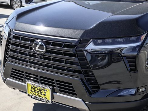 New 2026 Lexus GX 550 AWD/4WD image 8