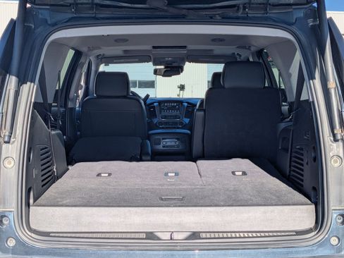 Used 2020 Chevrolet Tahoe Premier w/ 6.2L Performance Package image 35