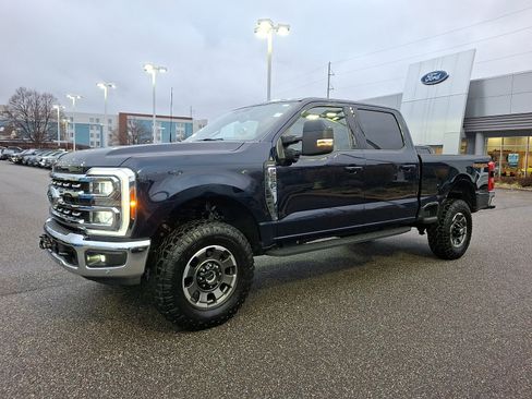 Certified 2023 Ford F250 Lariat w/ Lariat Ultimate Package image 5