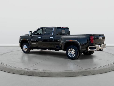 New 2026 GMC Sierra 3500 SLT w/ SLT Premium Package AWD/4WD image 6