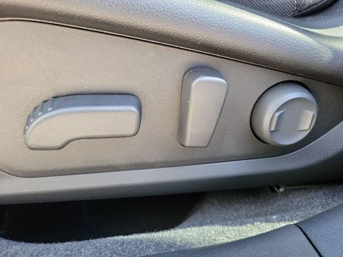 New 2026 Subaru Outback Limited AWD/4WD image 17