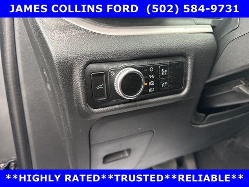 Certified 2023 Ford Explorer XLT RWD image 18