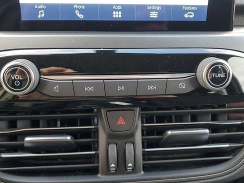 New 2026 Ford Escape Active AWD/4WD image 25