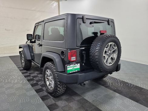 Used 2015 Jeep Wrangler Rubicon w/ Power Convenience Group AWD/4WD image 5