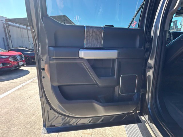 Used 2017 Ford F250 Lariat w/ Lariat Ultimate Package AWD/4WD image 10