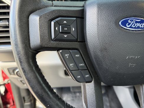 Used 2018 Ford F150 XLT w/ Equipment Group 302A Luxury image 29