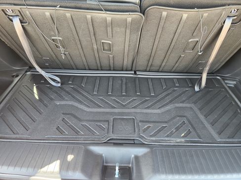 Used 2025 Honda Pilot EX-L image 32