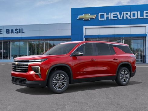 New 2026 Chevrolet Traverse LT AWD/4WD image 2