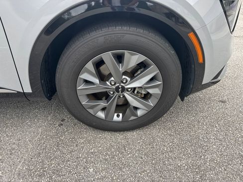 Used 2023 Kia Sportage SX image 12