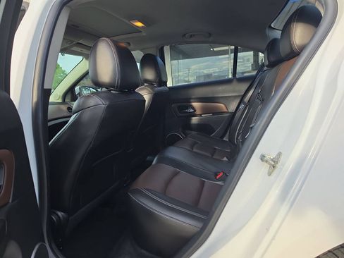 Used 2015 Chevrolet Cruze LTZ w/ Sun, Sound and Sport Package FWD image 7