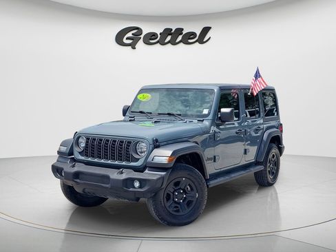 Used 2025 Jeep Wrangler Unlimited Sport AWD/4WD image 1
