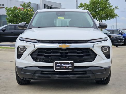 Used 2024 Chevrolet TrailBlazer LS w/ LS Confidence Package FWD image 6