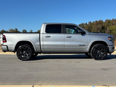 Used 2021 RAM 1500 Limited w/ Night Edition image 4