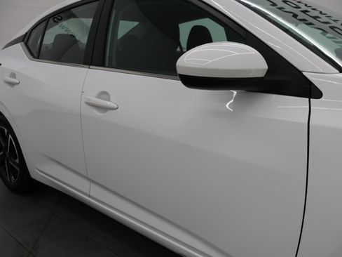 Used 2024 Nissan Sentra SV FWD image 23