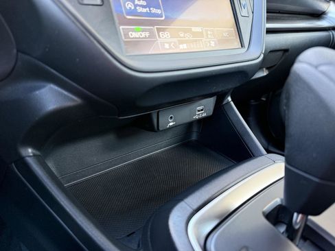 Certified 2025 Subaru Impreza 2.0i image 18