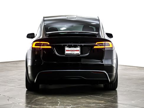 Used 2024 Tesla Model X image 4