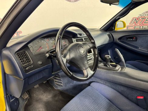 Used 1993 Toyota MR2 RWD image 10