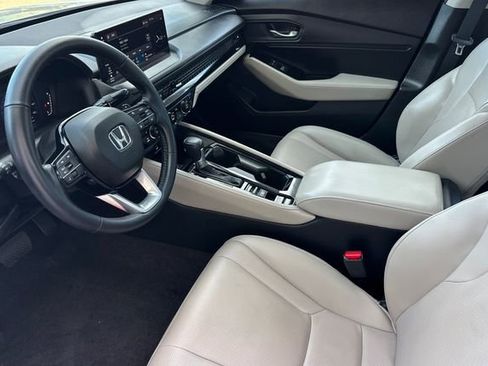 Certified 2023 Honda Accord Touring image 11
