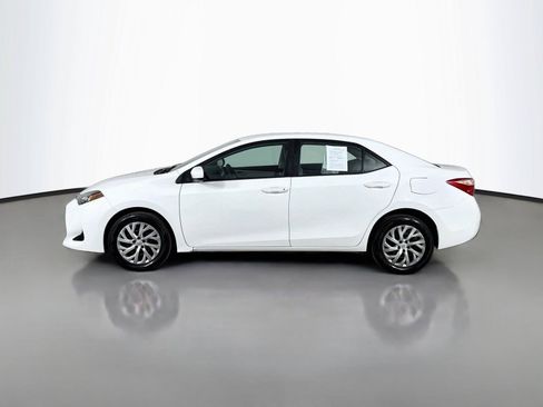 Used 2017 Toyota Corolla LE w/ Carpet Mat Package (TMS) FWD image 8