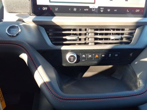 New 2026 Ford Explorer ST-Line RWD image 21