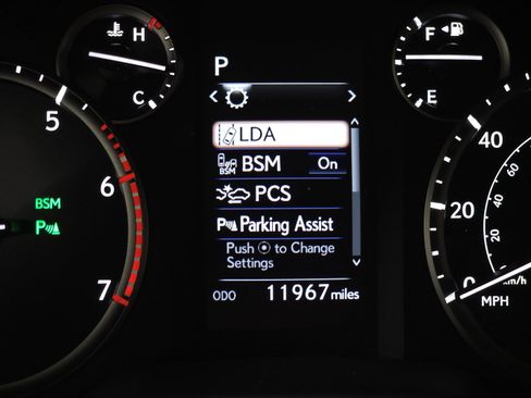 Used 2022 Lexus GX 460 Premium w/ Premium Package image 23