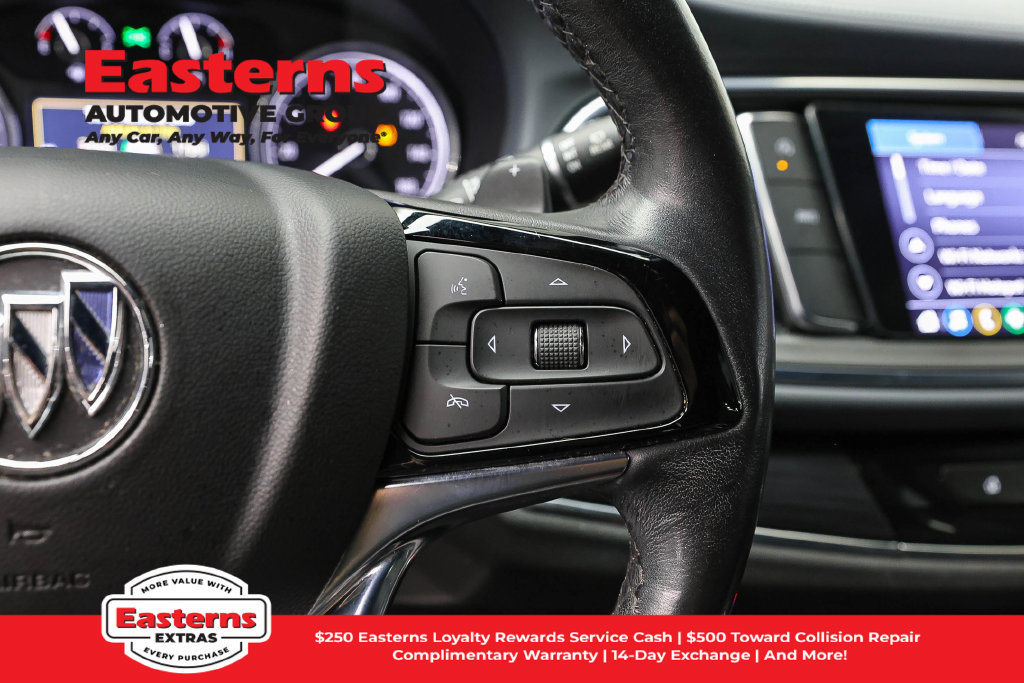 Used 2023 Buick Enclave Essence AWD/4WD image 17