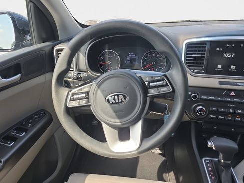 Used 2021 Kia Sportage LX w/ LX AWD Popular Package image 11