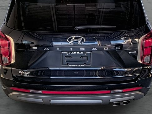Used 2024 Hyundai Palisade Limited image 12