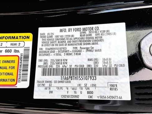 Used 2025 Ford Mustang Coupe image 32