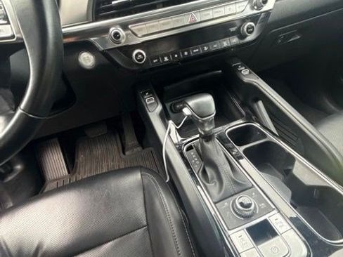 Used 2022 Kia Telluride S AWD/4WD image 9