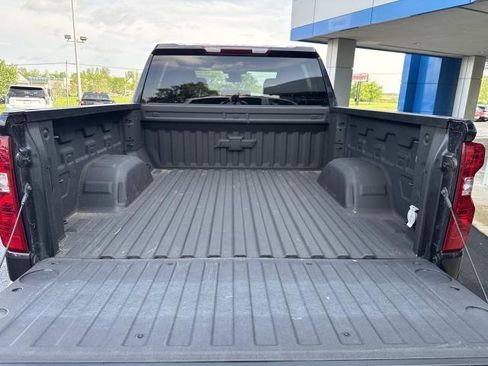 Used 2024 Chevrolet Silverado 1500 Custom Trail Boss AWD/4WD image 28