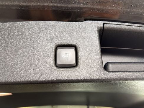 Used 2023 Ford Escape Active AWD/4WD image 12