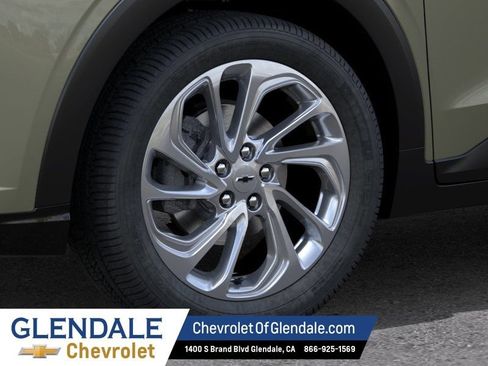 New 2027 Chevrolet Bolt LT w/ Comfort Package FWD image 9