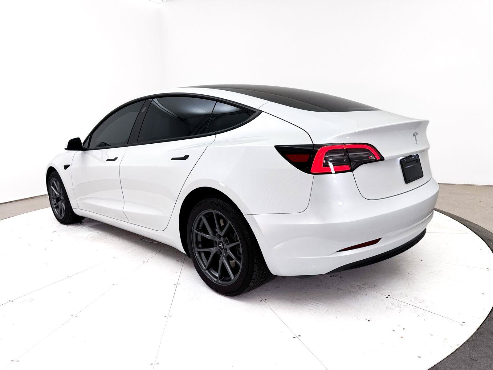 Used 2023 Tesla Model 3 Standard Range RWD image 15