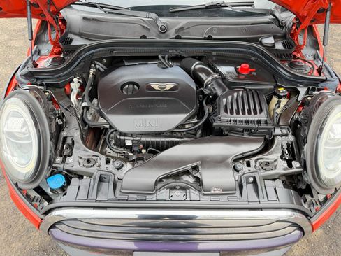 Used 2019 MINI Cooper 2-Door Hardtop w/ Storage Package image 72