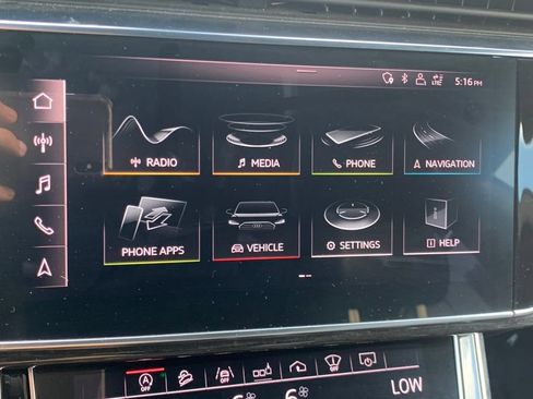 Used 2019 Audi Q8 Prestige w/ Luxury Package AWD/4WD image 32