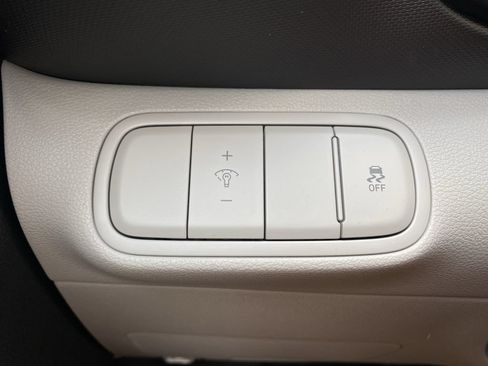 New 2026 Hyundai Venue SEL FWD image 19