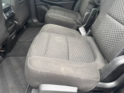 Used 2018 GMC Acadia SLE FWD image 30